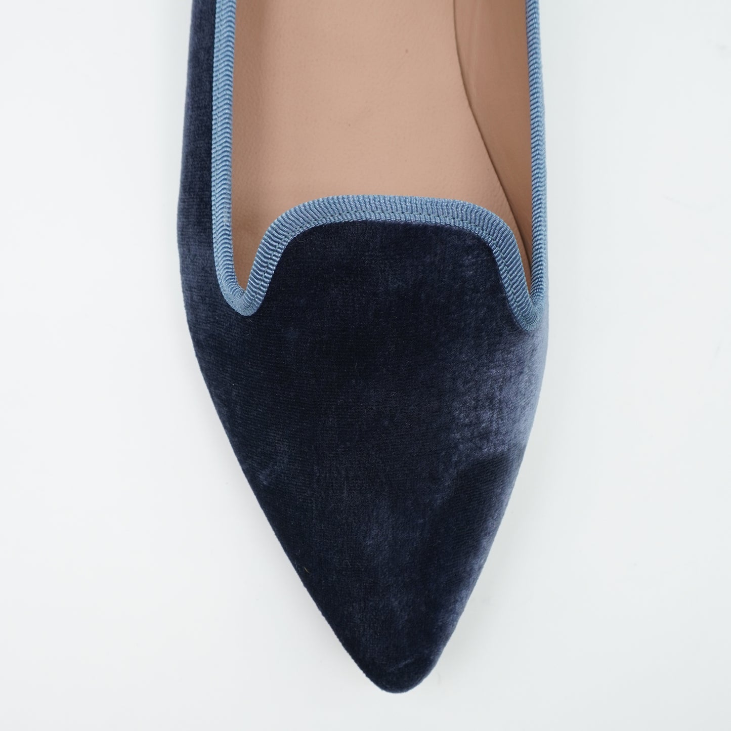 Pointy Loafer Velvet Jeans